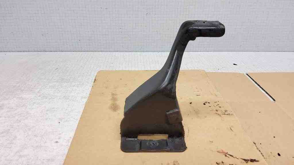 VOLKSWAGEN Transporter T5 (2003-2015) Other Engine Compartment Parts 7H0129671 32566166
