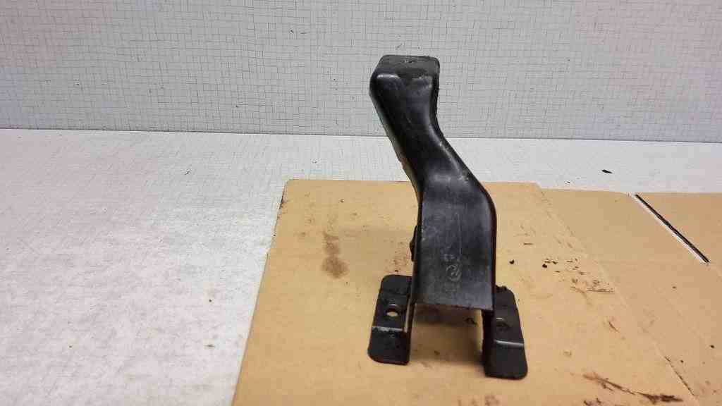 VOLKSWAGEN Transporter T5 (2003-2015) Other Engine Compartment Parts 7H0129671 32566166