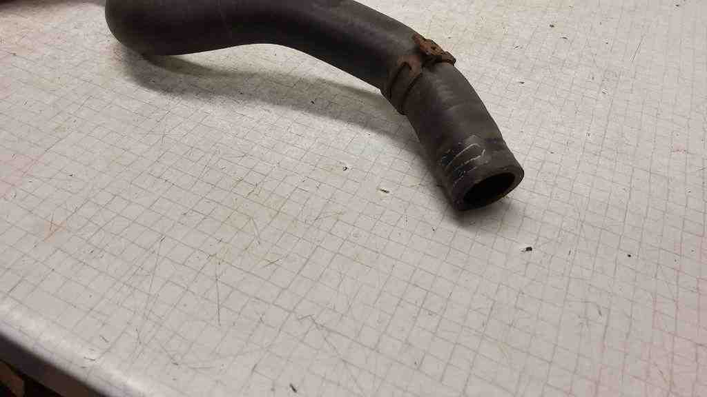 VOLKSWAGEN Transporter T5 (2003-2015) Coolant Hose Pipe 32567272