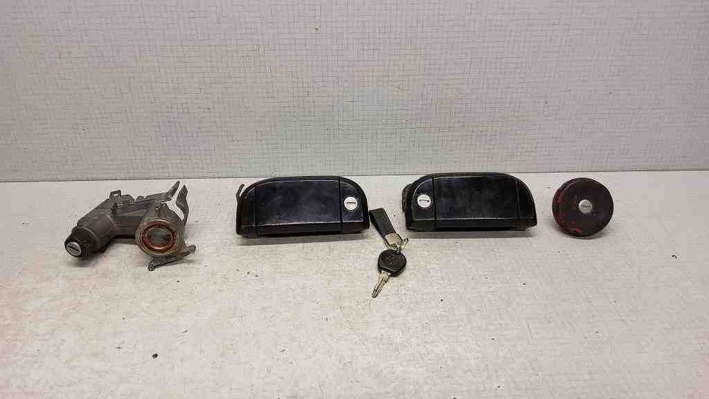 VOLKSWAGEN Multivan T5 (2003-2015) Комплект 701905851,701201553,701837210,701837209 32567706