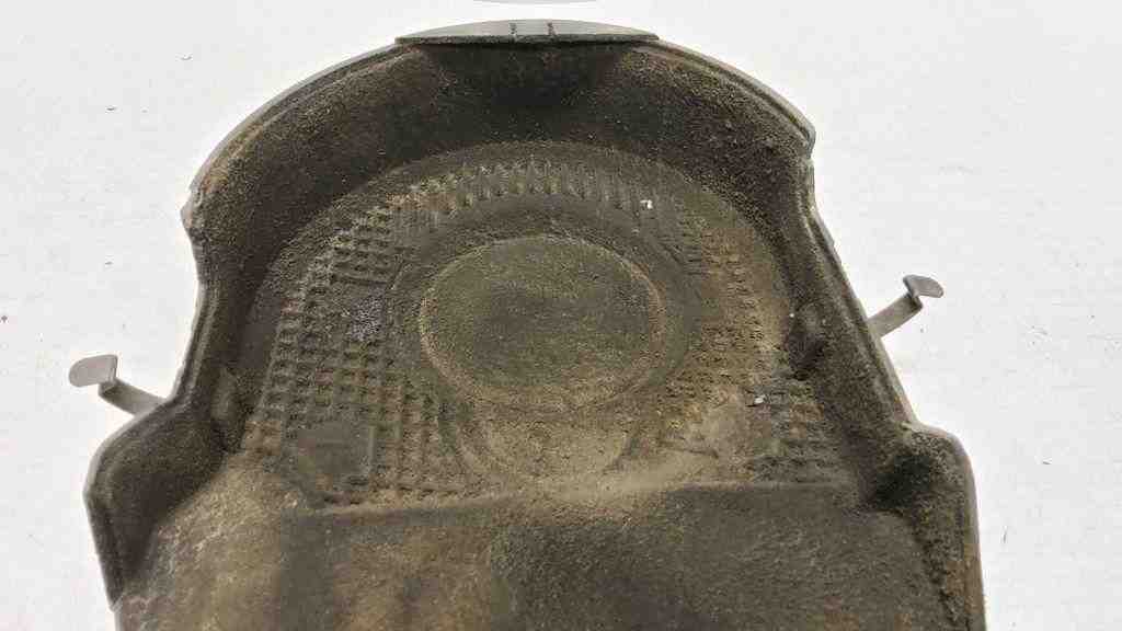 VOLKSWAGEN Caddy 3 generation (2004-2015) Timing belt protection cover 045109107F 32567955