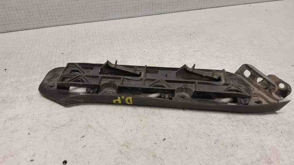 VOLKSWAGEN Caddy 3 generation (2004-2015) Держатель бампера передний правый 1T0807050,1T0807936 32567970