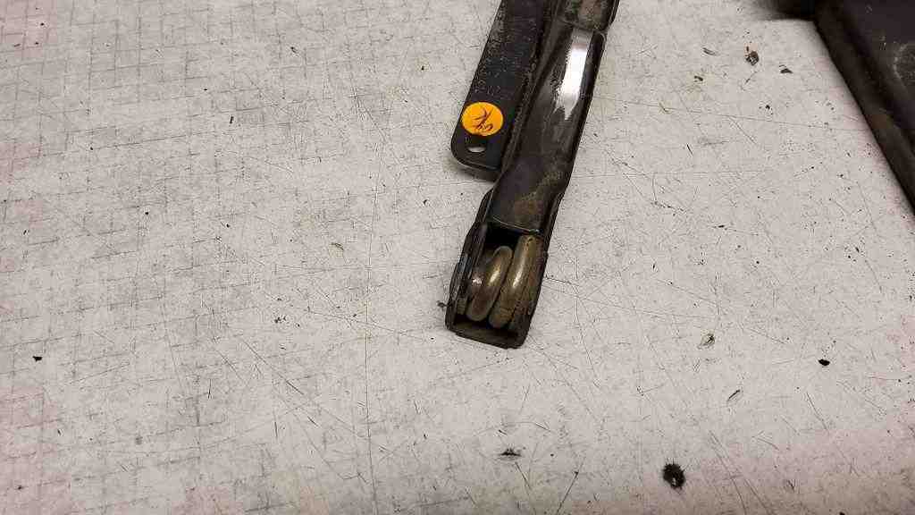 VOLKSWAGEN Transporter T5 (2003-2015)  Sliding door hinge 7H0843436B,7H0843311B,7H0843398B,7H0843414,7H0843336A 32568044