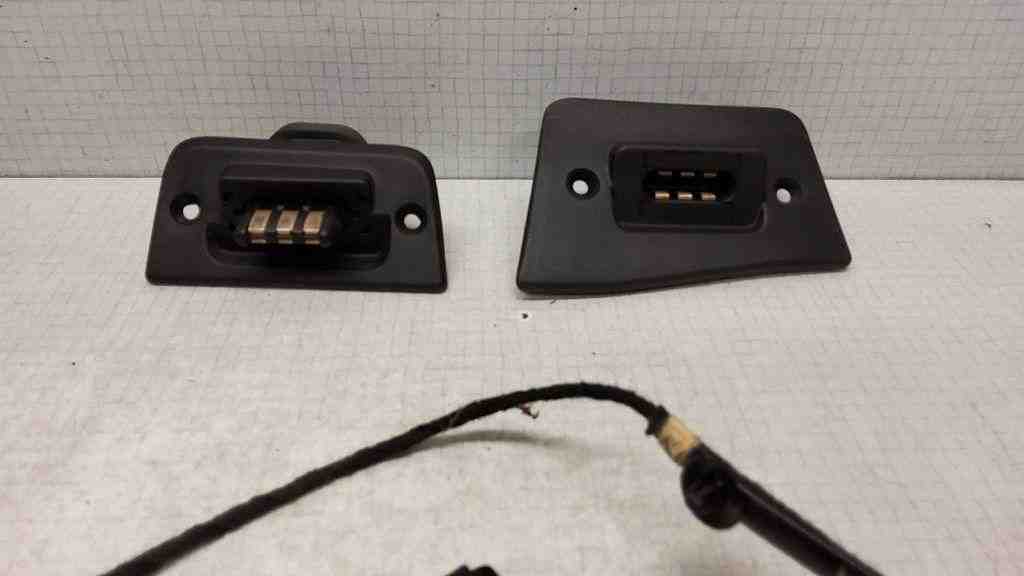 VOLKSWAGEN Transporter T5 (2003-2015) Contact door connector 0400670016,7H0692AB,1J0973803,7H0907438,1J0973713,7H0907496A 32568048
