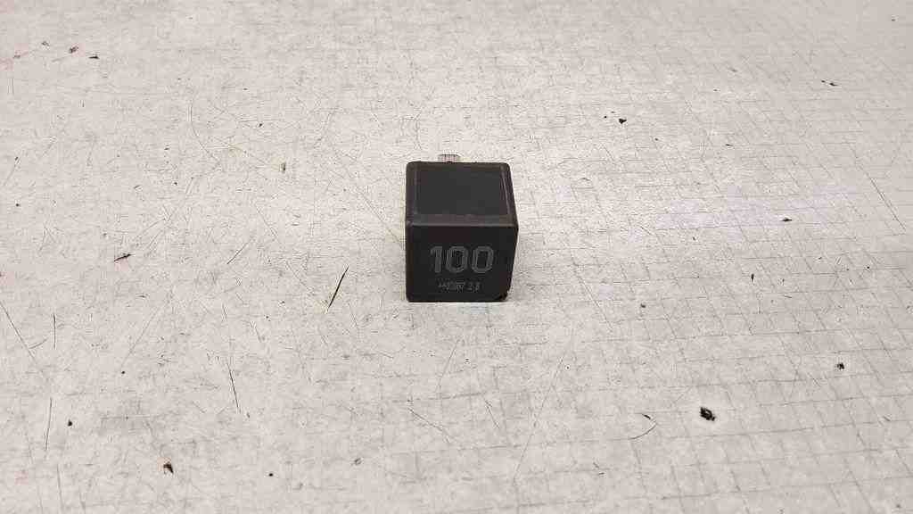 VOLKSWAGEN Transporter T5 (2003-2015) Relays 7M0951253A 32568063