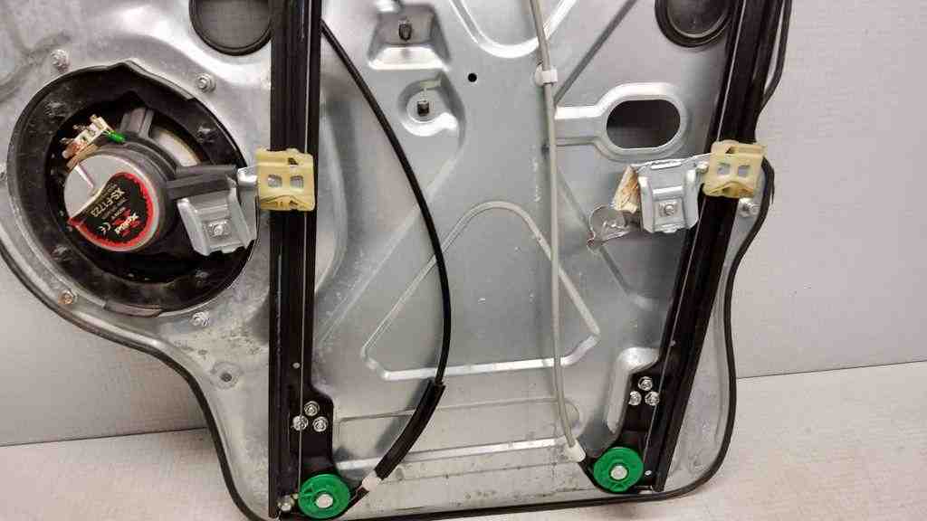 VOLKSWAGEN Transporter T5 (2003-2015) Other Interior Parts 1J0827417 32568067