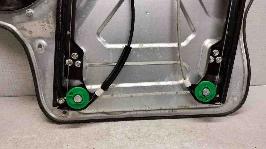 VOLKSWAGEN Transporter T5 (2003-2015) Other Interior Parts 1J0827417 32568067