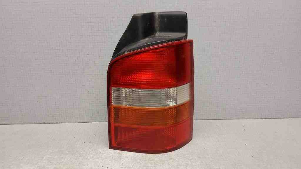 VOLKSWAGEN Transporter T5 (2003-2015) Rear Right Taillight Lamp 7H0945096D 32568076
