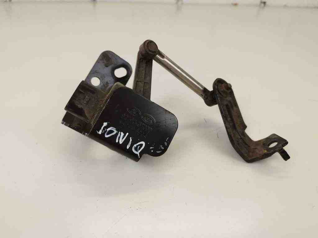 HYUNDAI Ioniq AE (2016-2023) Front Right Level Sensor 92190G7000 32417777