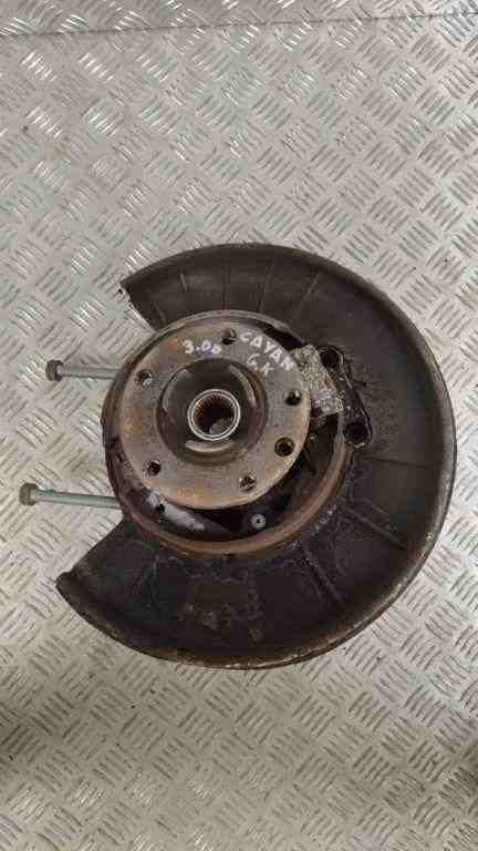 PORSCHE Cayenne 3 generation (2017-2023) Rear Left Wheel Hub 95835280202 32420720