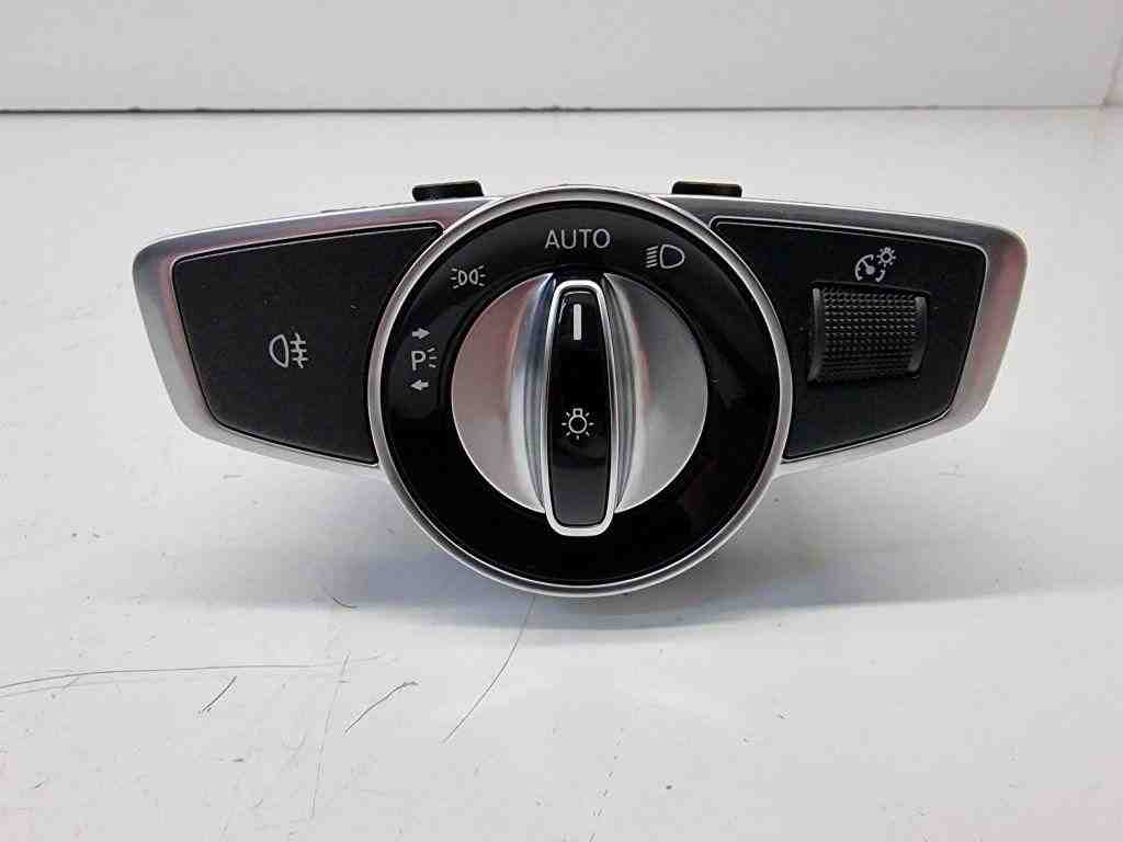 MERCEDES-BENZ E-Class W213/S213/C238/A238 (2016-2024) Lukturu vadības slēdzis A2209055508 32420795