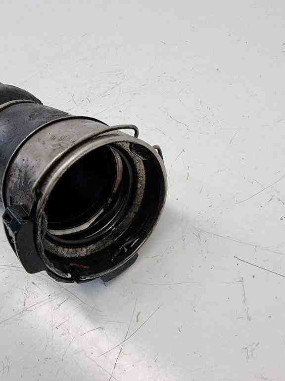 BMW 1 Series E81/E82/E87/E88 (2004-2013) Starpdzesētāja / interkūlera truba 7797480 32422011