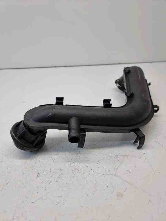 SEAT Leon 3 generation (2012-2020) Starpdzesētāja / interkūlera truba 05C145673B,050145674B 32422013