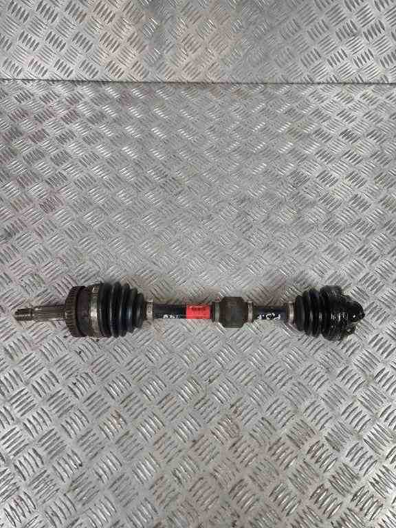 HYUNDAI i40 VF (1 generation) (2011-2020) Priekšējā kreisā pusass 495003Z500 32422479