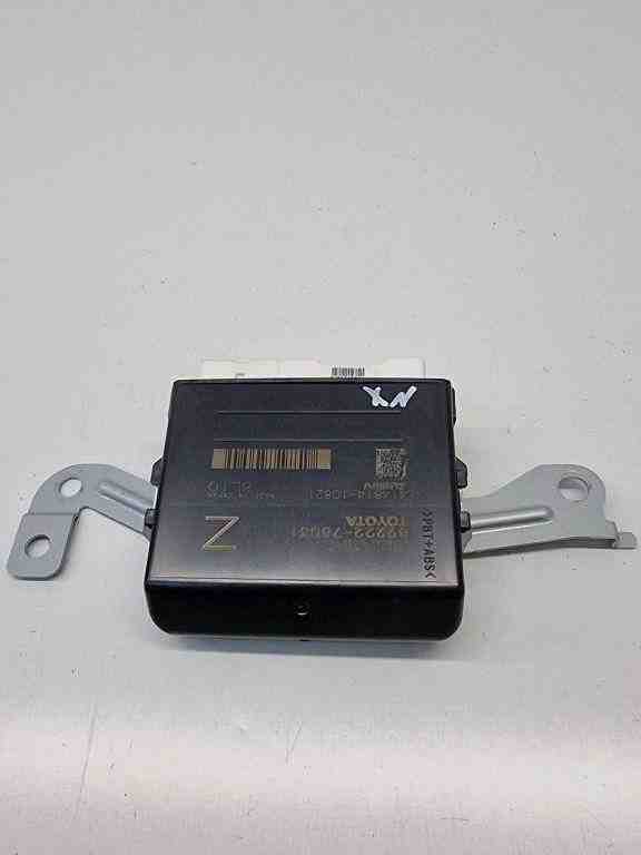 LEXUS NX 2 generation (2021-2023) Bootlid Control Unit 8922278031 32423822