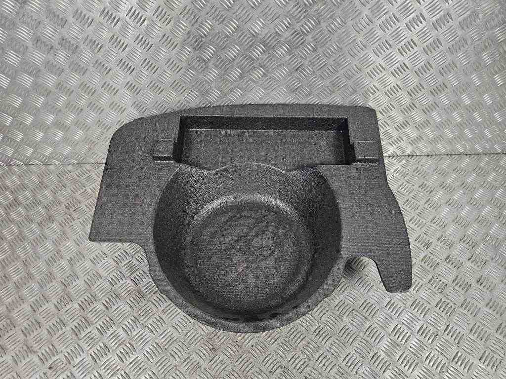 LEXUS RX 4 generation (2015-2024) Bagāžnieka putas 6499378011 32424095