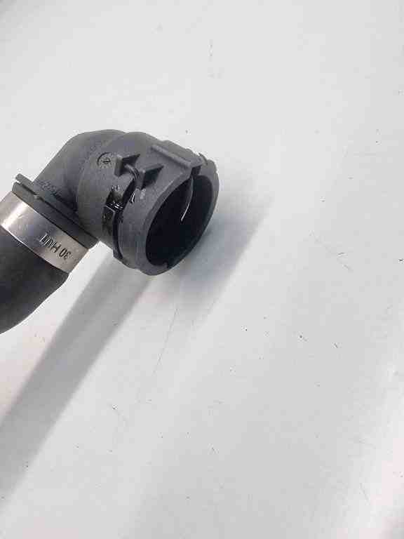 BMW 5 Series G30/G31 (2016-2023) Coolant Hose Pipe 6269713 32424511