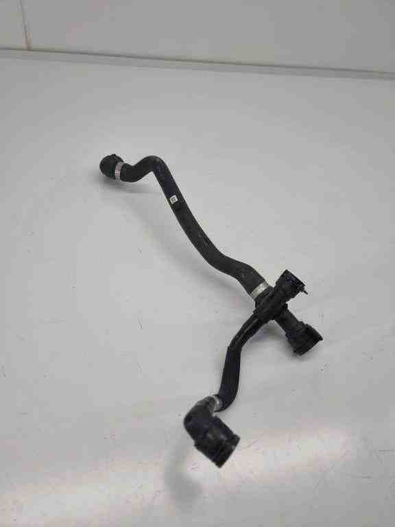 BMW 5 Series G30/G31 (2016-2023) Coolant Hose Pipe 6269713 32424511