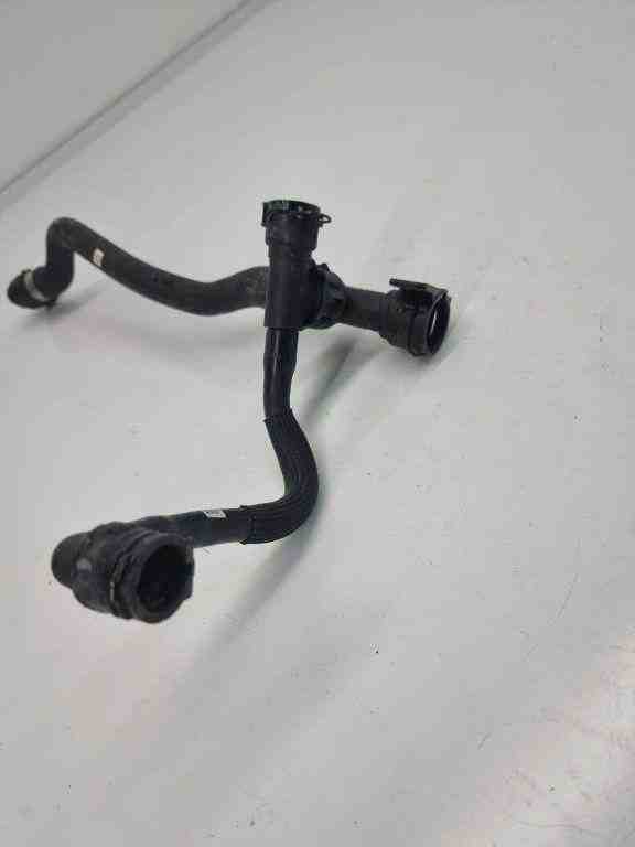 BMW 5 Series G30/G31 (2016-2023) Coolant Hose Pipe 6269713 32424511
