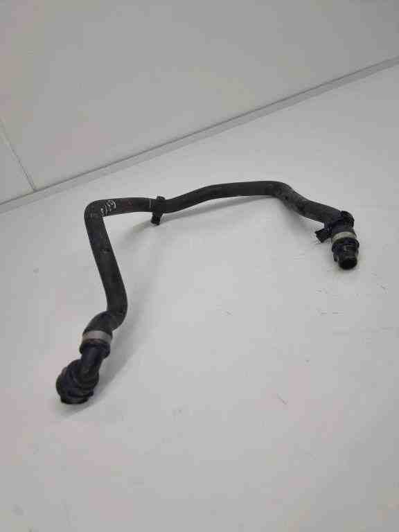 BMW 5 Series G30/G31 (2016-2023) Coolant Hose Pipe 16269713 32424512