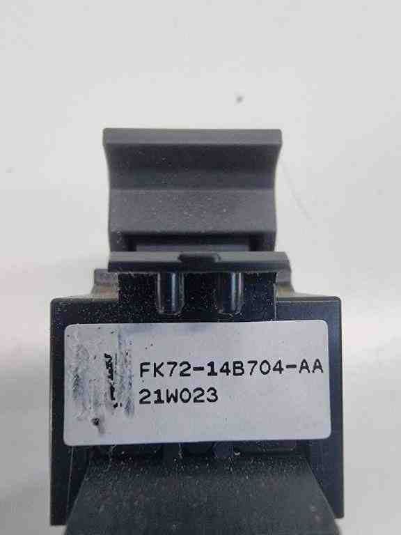 LAND ROVER Discovery Sport 1 generation (2014-2024) Left Seat Control Switches FK7214B704AA,21W023 32424552