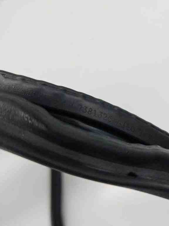 BMW 5 Series G30/G31 (2016-2023) Rear door sealing rubber (on the body) 7381326 32424838