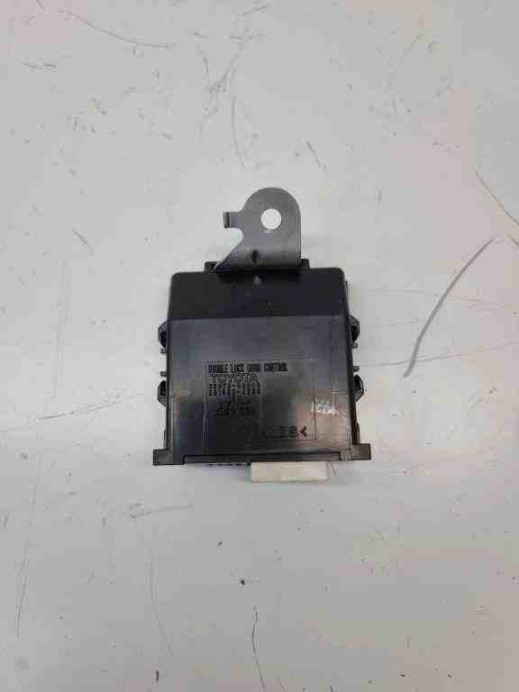 LEXUS RX 4 generation (2015-2024) Calculateur de verrouillage centralisé 8597048040 32425390