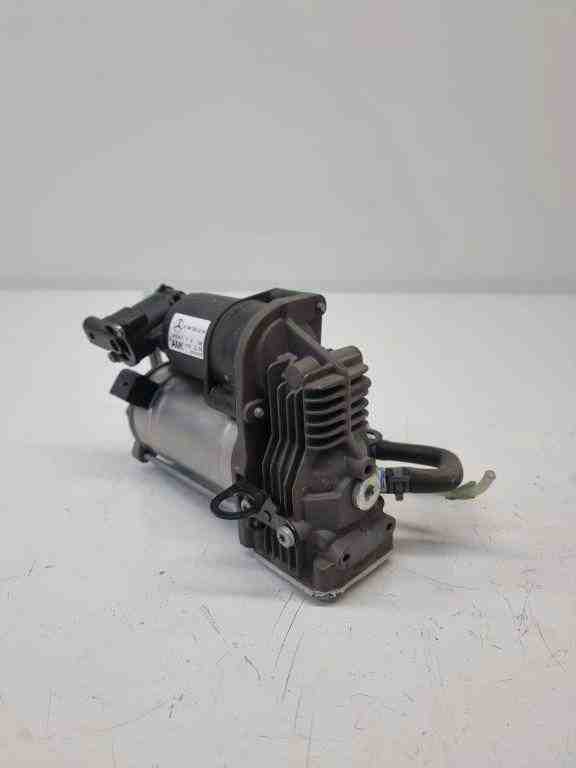 MERCEDES-BENZ CLA-Class C117 (2013-2016) Suspension Compressor A1663200204 32425530
