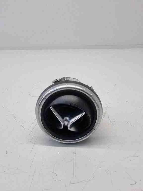 MERCEDES-BENZ CLA-Class C117 (2013-2016) Center console air vents A1178300354 32425547