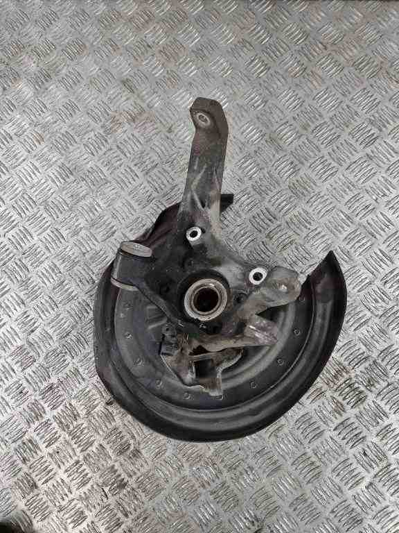 BENTLEY Continental Rear Left Wheel Hub 32430939