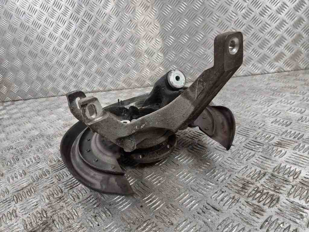 BENTLEY Continental Rear Left Wheel Hub 32430939