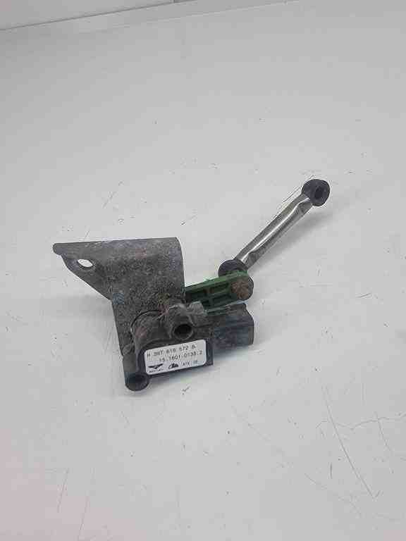 BENTLEY Continental Датчик уровня высоты сзади справа 3W7616572 32431477