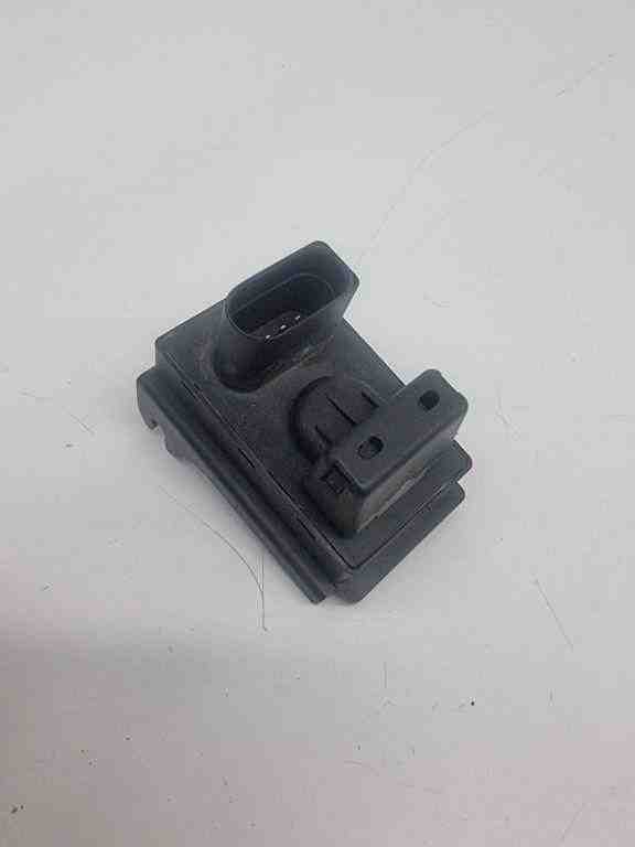 BENTLEY Continental Bonnet Release Handle 4B0907659B 32432144