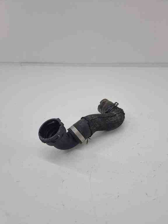 AUDI RS 6 C7 (2013-2020) Coolant Hose Pipe 4G0122293 32434395