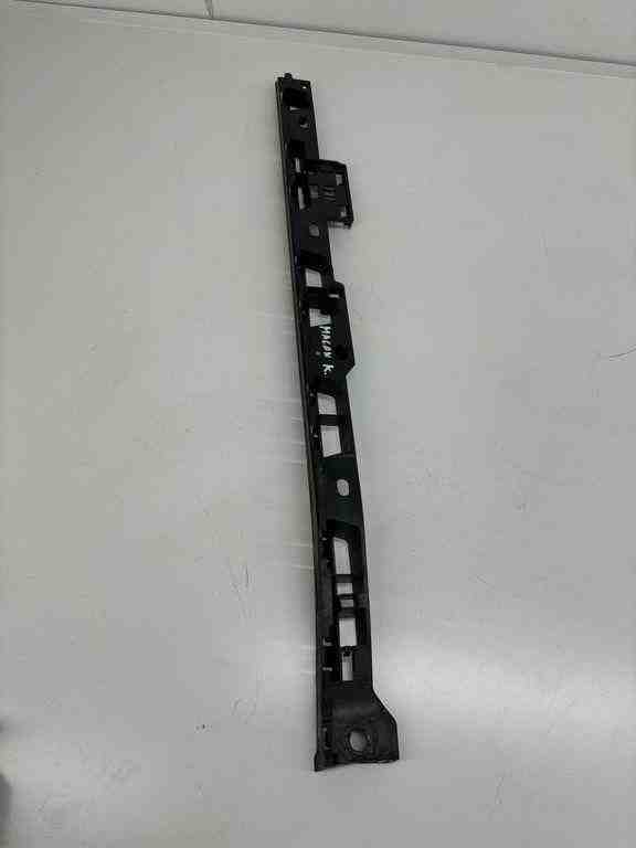 PORSCHE Macan 1 generation (2013-2023) Sideskirt Bracket 95B853537 32434536
