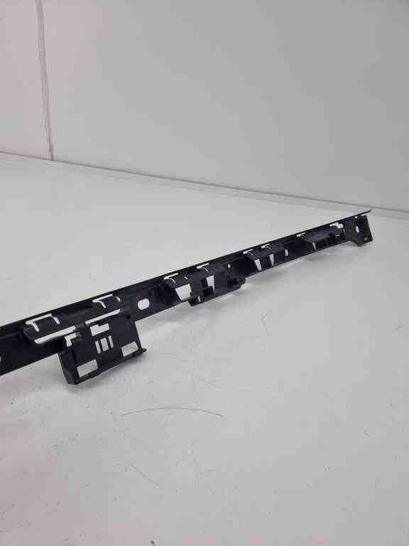PORSCHE Macan 1 generation (2013-2023) Sideskirt Bracket 95b853537b 32435038