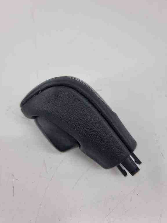 FORD Kuga 1 generation (2008-2013) Front right mirror trim 32435097
