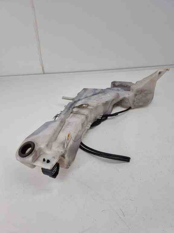 FORD Kuga 1 generation (2008-2013) Бачок омывателя 3m5113k163ac 32435125