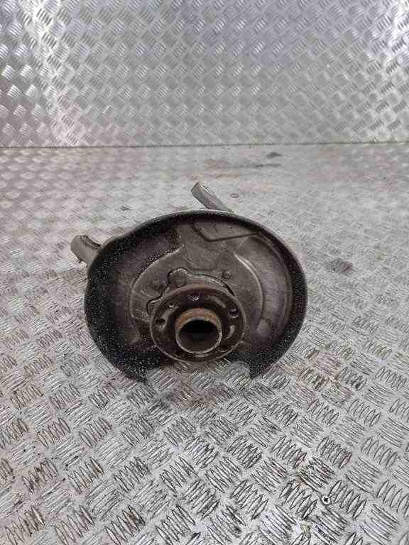 VOLVO S90 2 generation (2016-2023) Rear Right Wheel Hub 32436115