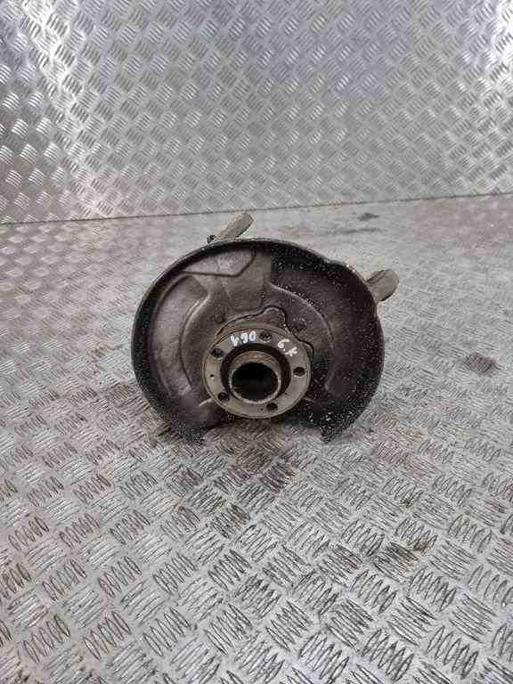 VOLVO S90 2 generation (2016-2023) Rear Left Wheel Hub 32436117