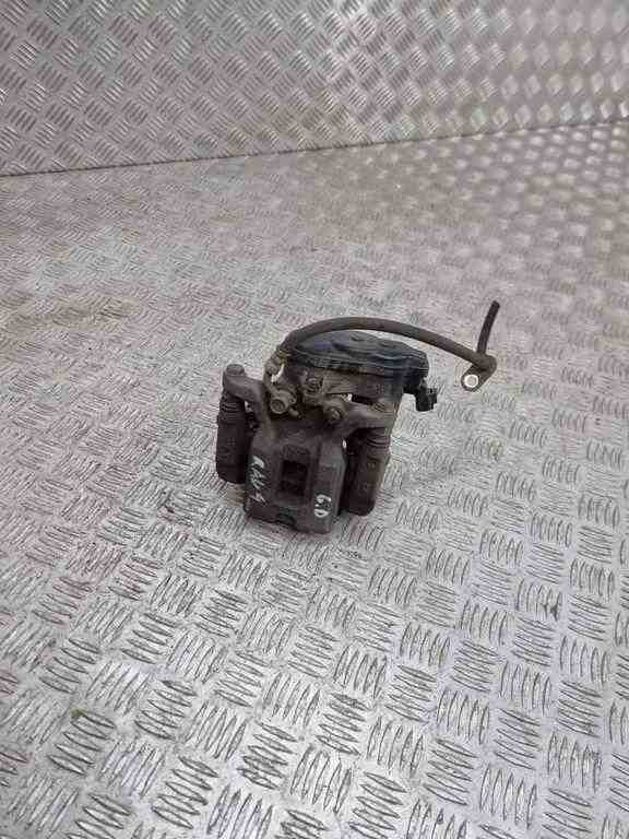 TOYOTA RAV4 5 generation (XA50) (2018-2024) Rear Right Brake Caliper 32436186