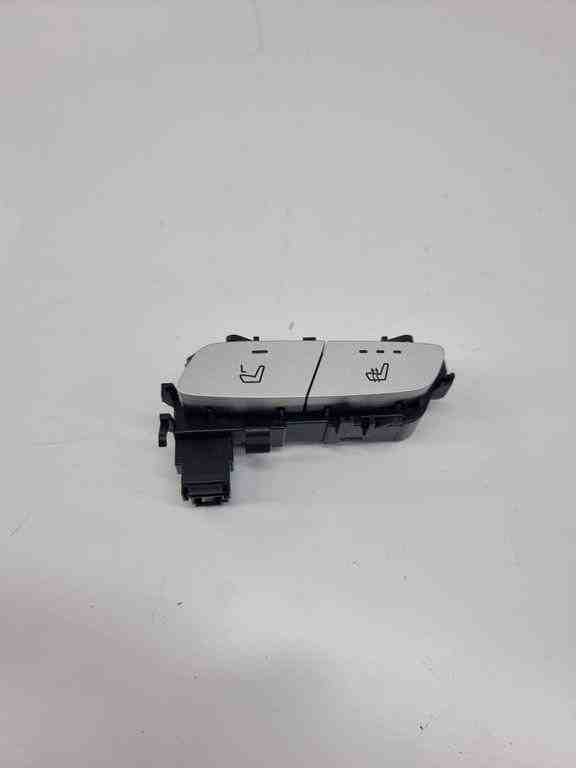 MERCEDES-BENZ E-Class W211/S211 (2002-2009) Seat heating switch A2139051604 32436457