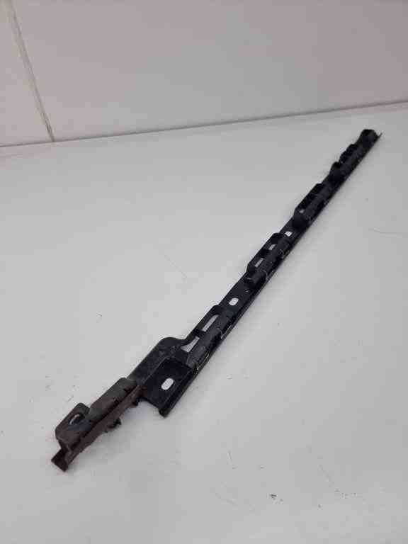 PORSCHE Macan 1 generation (2013-2023) Sideskirt Bracket 95b853558 32436622