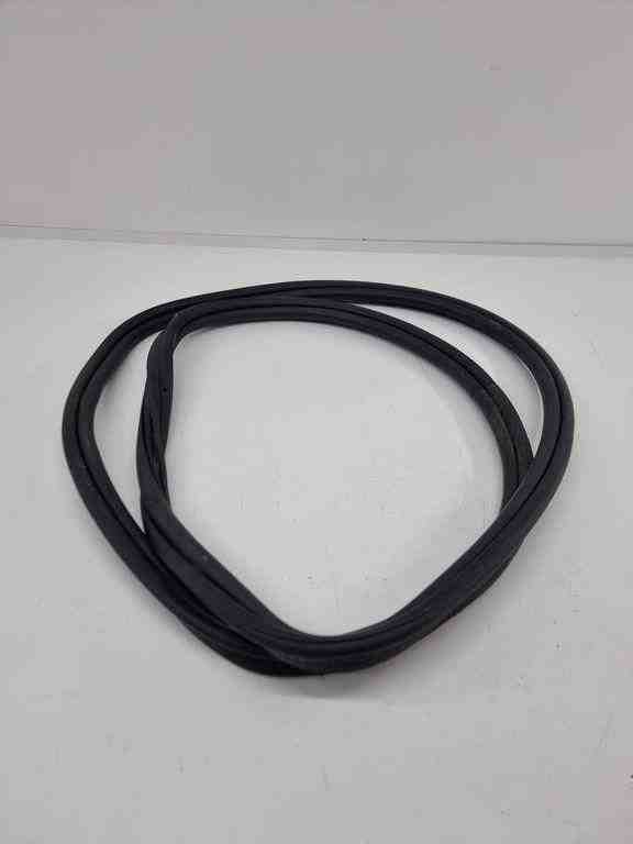 BMW 3 Series G20/G21/G28 (2018-2024) Bootlid Seal Rubber 7430617 32437248