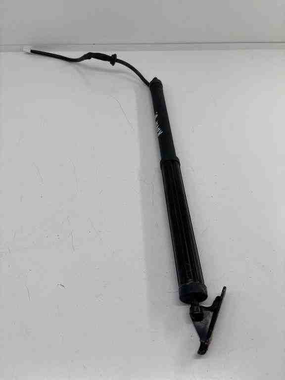 TOYOTA RAV4 5 generation (XA50) (2018-2024) Right Side Tailgate Gas Strut 6891042060 32437409