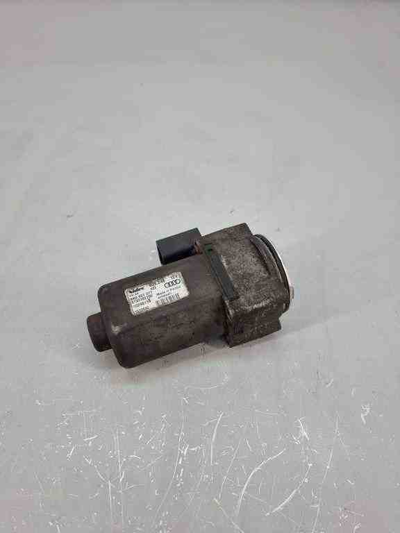 AUDI A4 B8/8K (2011-2016) Oil Pump 8k0927277 32437790
