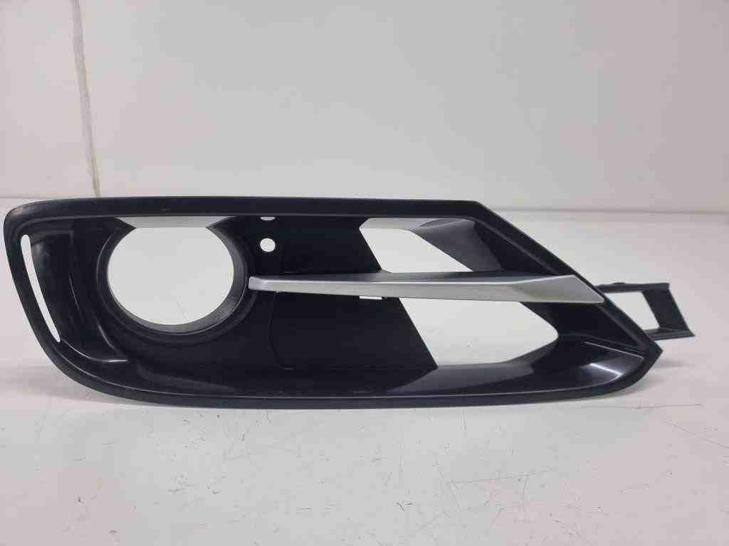 BMW 1 Series F20/F21 (2011-2020) Нижняя решетка переднего бампера 7300740 32438083