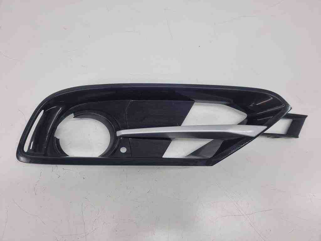 BMW 1 Series F20/F21 (2011-2020) Нижняя решетка переднего бампера 7300739 32438085
