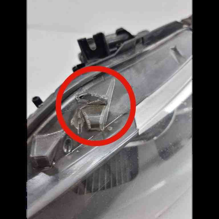 BMW 1 Series F20/F21 (2011-2020) Фара передняя левая 7229685 32438196