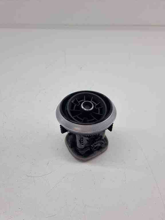 AUDI Q2 1 generation (2016-2024) Center console air vents 81a820901f 32438230